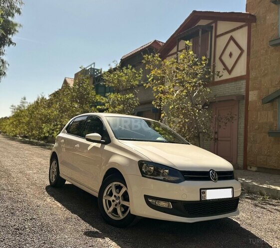 Volkswagen Polo 2011, 145,000 km - 1.4 l - Bakı