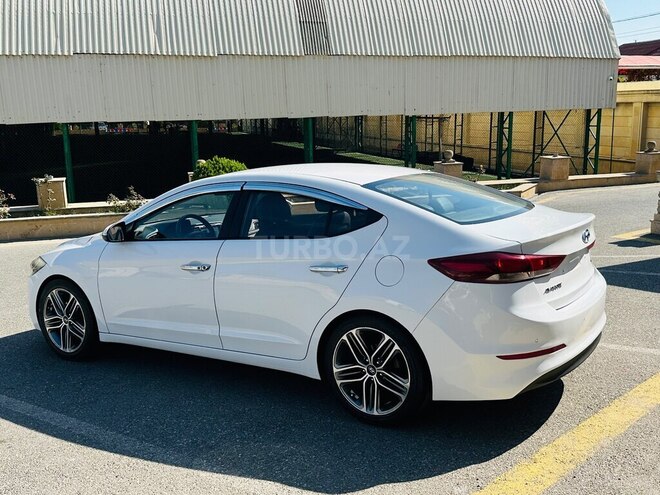 Hyundai Avante 2017, 208,000 km - 1.6 l - Bakı