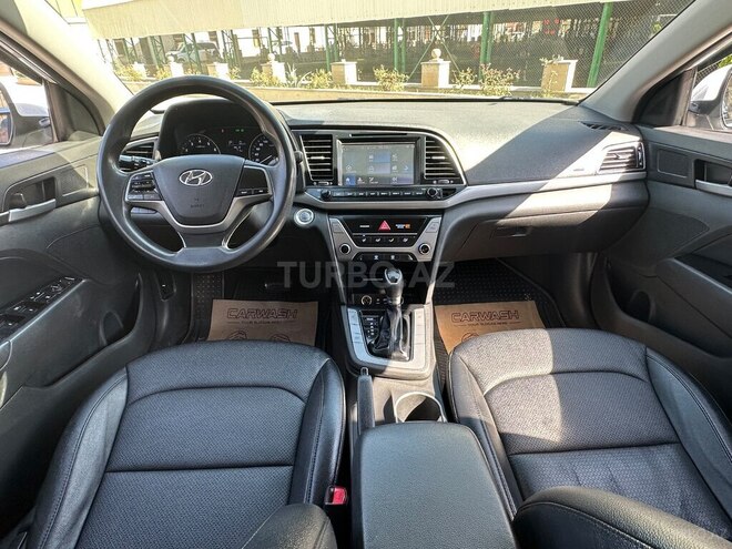 Hyundai Avante 2017, 208,000 km - 1.6 l - Bakı