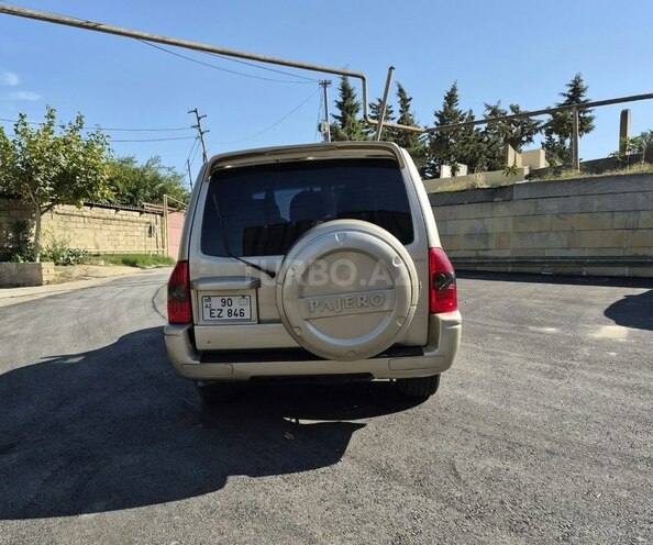 Mitsubishi Pajero 2004, 440,000 km - 3.2 l - Bakı
