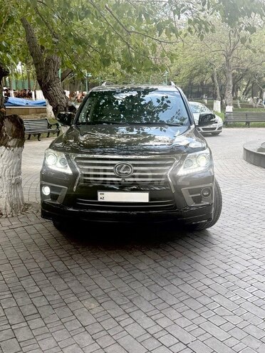 Lexus LX 570 2011, 230,000 km - 5.7 l - Bakı