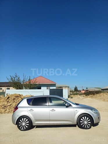 Kia Ceed 2007, 300,000 km - 1.6 l - Bakı