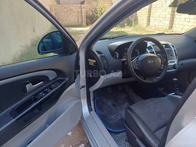 Kia Ceed 2007, 300,000 km - 1.6 l - Bakı