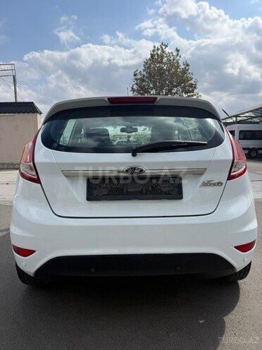 Ford Fiesta 2013, 134,823 km - 1.6 l - Gəncə