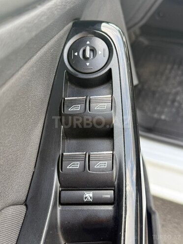 Ford Fiesta 2013, 134,823 km - 1.6 l - Gəncə