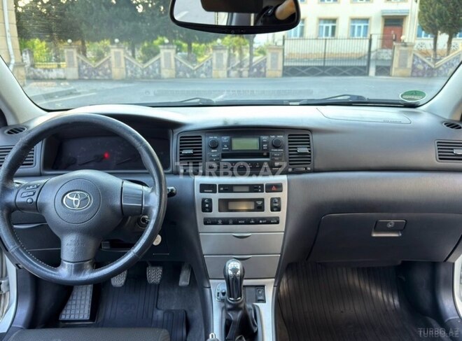 Toyota Corolla 2005, 391,000 km - 1.4 l - Balakən