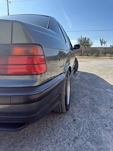 BMW 318 1994, 250,000 km - 1.8 l - Bakı