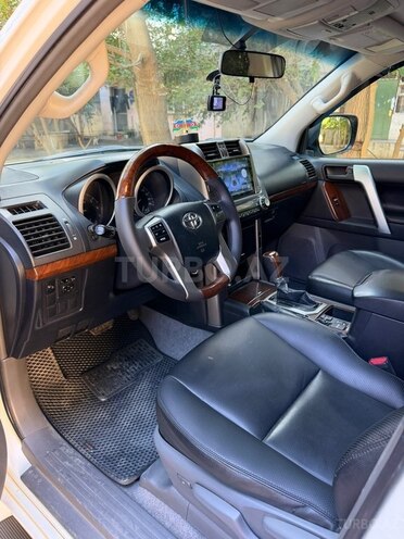 Toyota Land Cruiser Prado 2010, 223,000 km - 2.7 l - Bakı