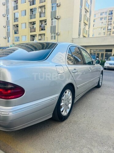 Mercedes E 270 1999, 398,000 km - 2.7 l - Bakı