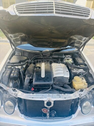 Mercedes E 270 1999, 398,000 km - 2.7 l - Bakı