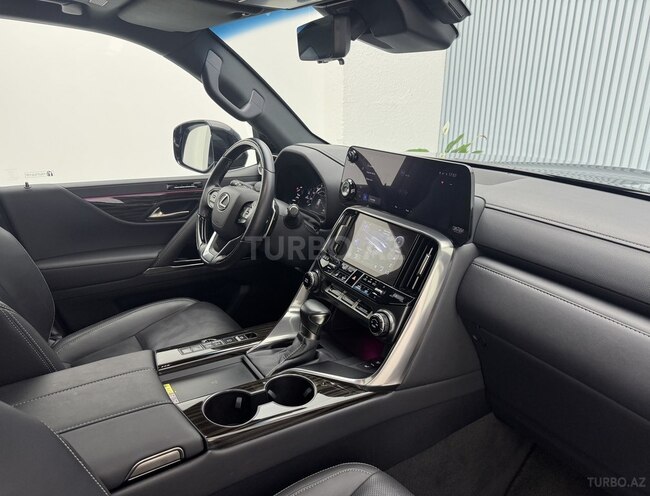 Lexus LX 500d 2024, 22,300 km - 3.3 l - Bakı