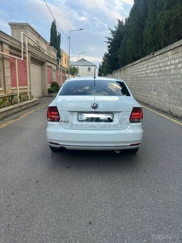 Volkswagen Polo 2018, 136,000 km - 1.6 l - Bakı