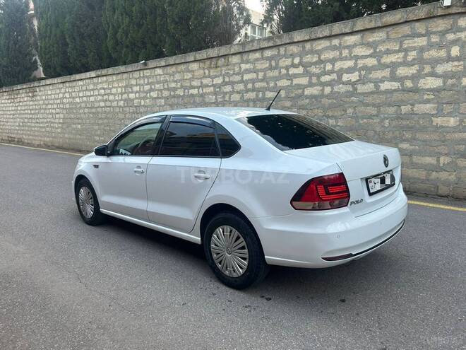 Volkswagen Polo 2018, 136,000 km - 1.6 l - Bakı