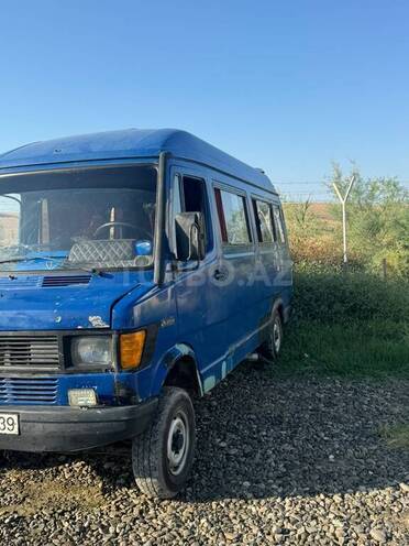 Mercedes 208 D 1990, 337,754 km - 2.9 l - Kürdəmir