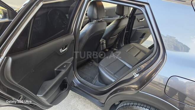Kia Stonic 2017, 106,504 km - 1.6 l - Sumqayıt