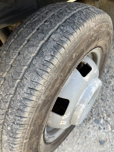 GAZ  1998, 250,000 km - 2.4 l - Mingəçevir