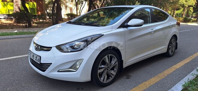 Hyundai Elantra 2015, 199,880 km - 1.8 l - Bakı