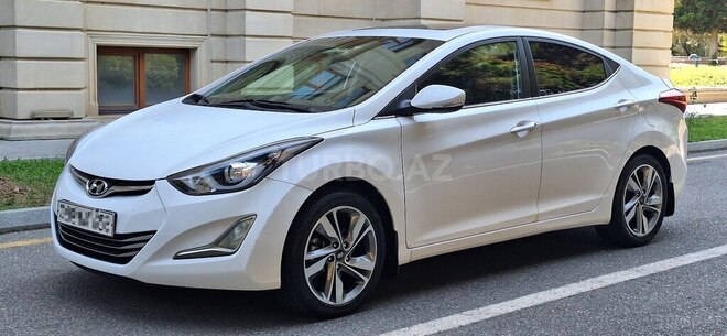 Hyundai Elantra 2015, 199,880 km - 1.8 l - Bakı