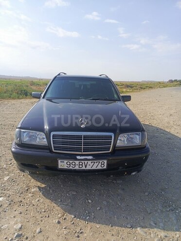 Mercedes C 200 2000, 483,336 km - 2.2 л - Goranboy