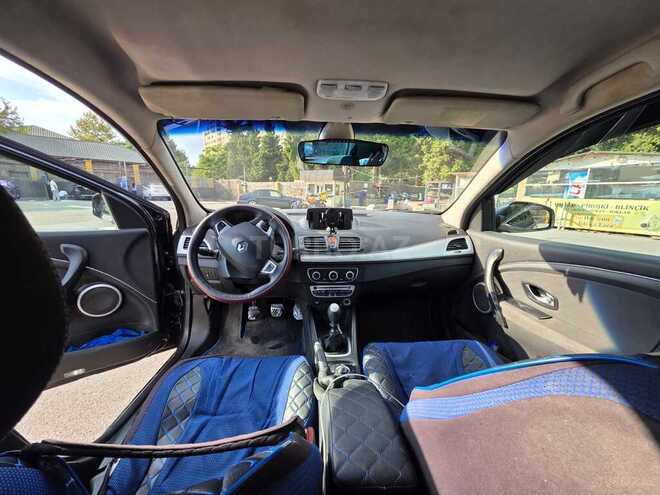 Renault Megane 2011, 301,000 km - 1.5 l - Bakı