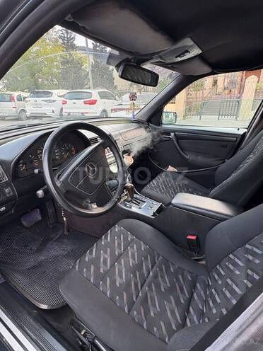 Mercedes C 220 2000, 316,000 km - 2.2 l - Bakı