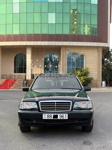 Mercedes C 220 2000, 316,000 km - 2.2 l - Bakı