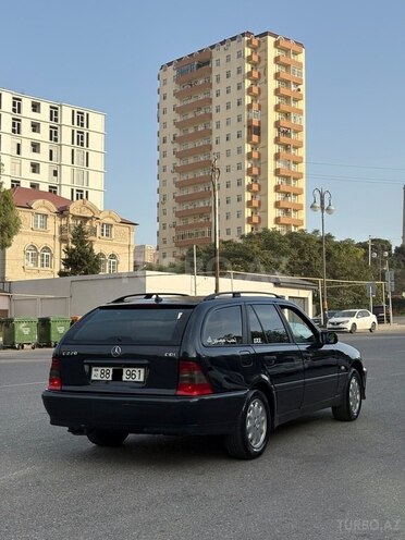 Mercedes C 220 2000, 316,000 km - 2.2 l - Bakı