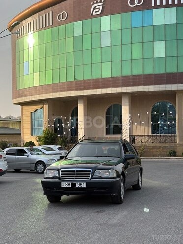 Mercedes C 220 2000, 316,000 km - 2.2 l - Bakı