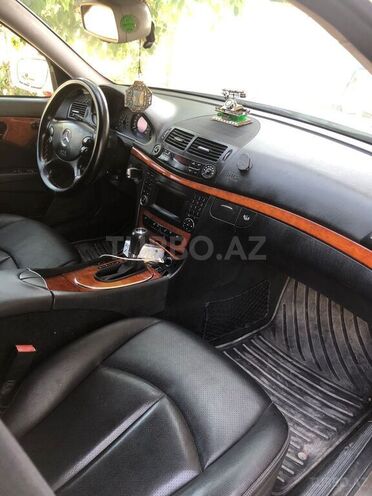 Mercedes E 220 2008, 571,000 km - 2.2 l - Bakı