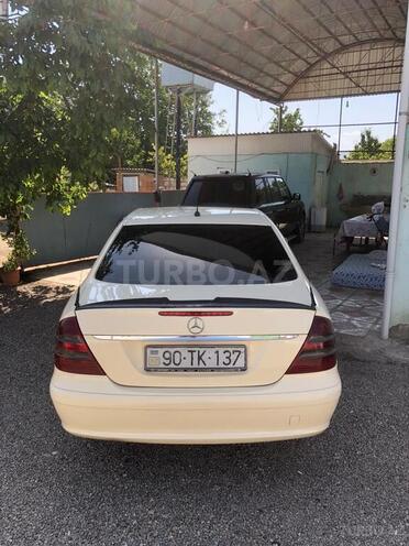 Mercedes E 220 2008, 571,000 km - 2.2 l - Bakı