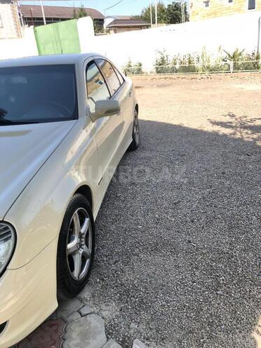 Mercedes E 220 2008, 571,000 km - 2.2 l - Bakı