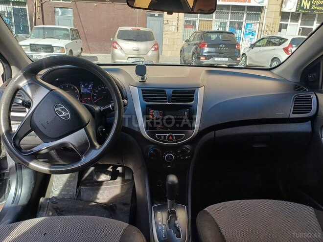 Hyundai Accent 2012, 340,000 km - 1.4 l - Bakı