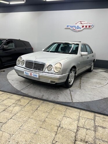 Mercedes E 240 1998, 328,111 km - 2.4 л - Sumqayıt