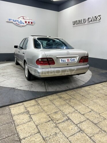 Mercedes E 240 1998, 328,111 km - 2.4 л - Sumqayıt