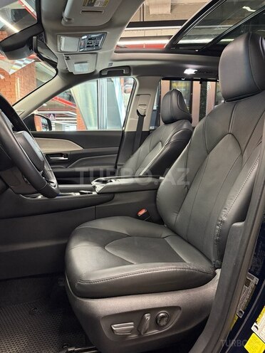 Toyota  2025, 23,500 km - 2.5 l - Bakı