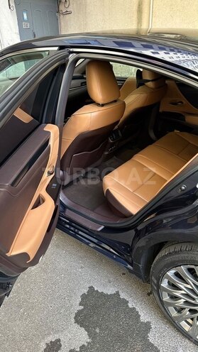 Lexus ES 300h 2020, 155,000 km - 2.5 l - Bakı