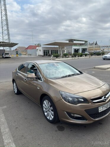 Opel Astra 2013, 174,000 km - 1.4 l - Gəncə
