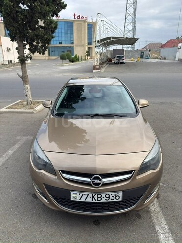 Opel Astra 2013, 174,000 km - 1.4 l - Gəncə