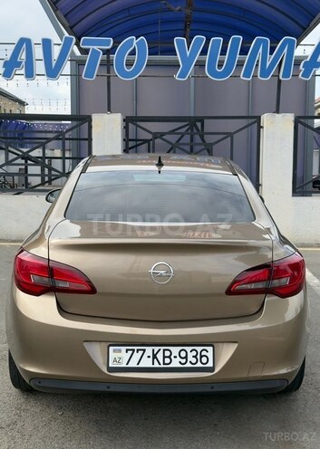 Opel Astra 2013, 174,000 km - 1.4 l - Gəncə