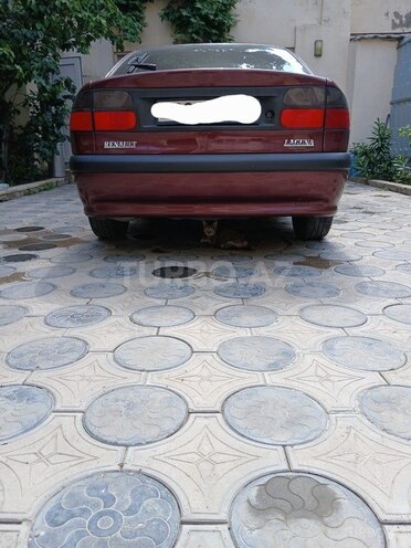 Renault Laguna 1997, 555,555 km - 1.8 l - Qax