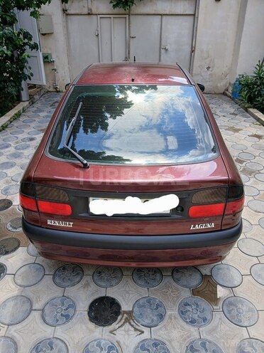 Renault Laguna 1997, 555,555 km - 1.8 l - Qax
