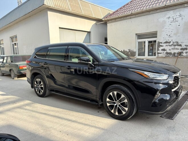 Toyota Highlander 2022, 90,000 km - 2.5 l - Bakı