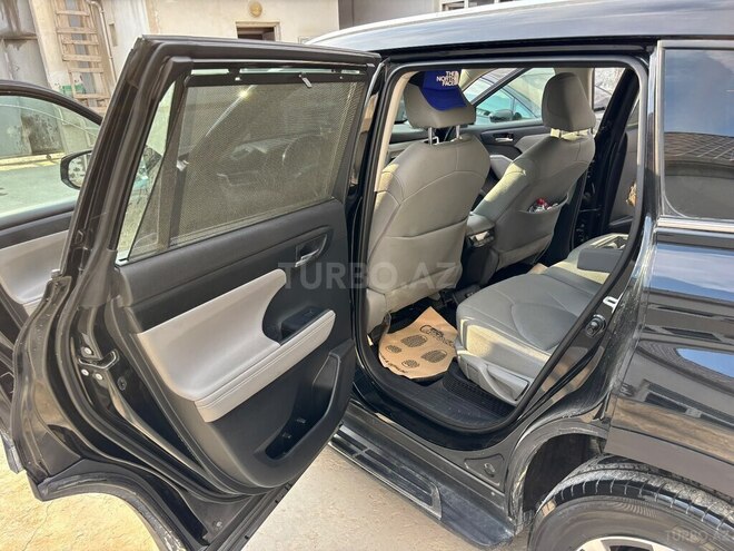 Toyota Highlander 2022, 90,000 km - 2.5 l - Bakı