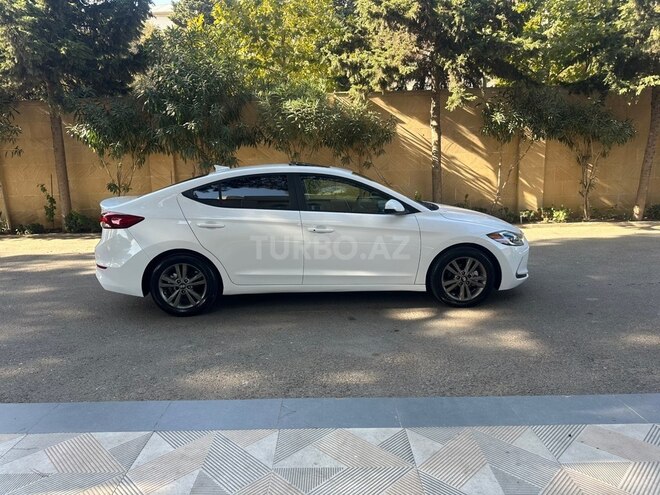 Hyundai Elantra 2018, 98,000 km - 2.0 л - Bakı