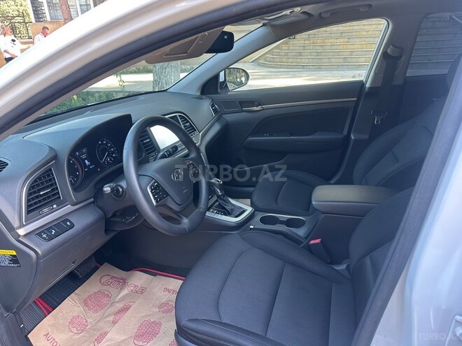 Hyundai Elantra 2018, 98,000 km - 2.0 л - Bakı