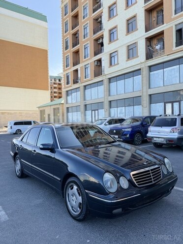 Mercedes E 220 1999, 520,000 km - 2.2 l - Bakı