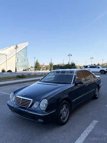 Mercedes E 220 1999, 520,000 km - 2.2 l - Bakı