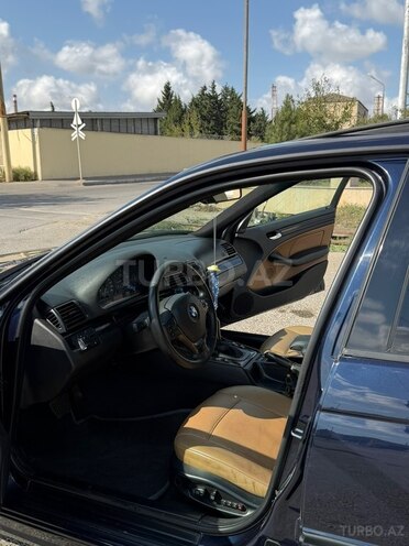 BMW 325 2003, 300,000 km - 2.5 l - Bakı