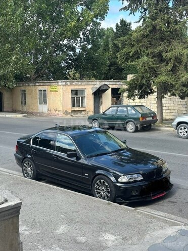 BMW 325 2000, 211,000 km - 2.5 l - Quba
