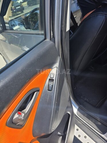 Hyundai ix35 2010, 260,000 km - 2.4 л - Sumqayıt